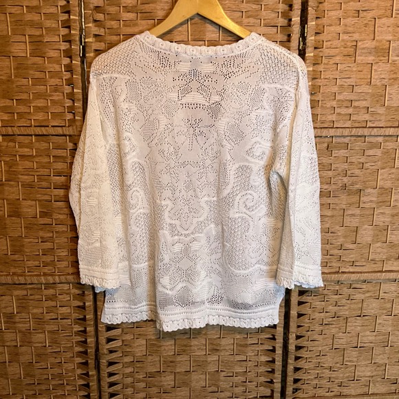 White House Black Market Lace Knit V Neck Top Shirt M Crochet Sheer - Picture 2 of 10